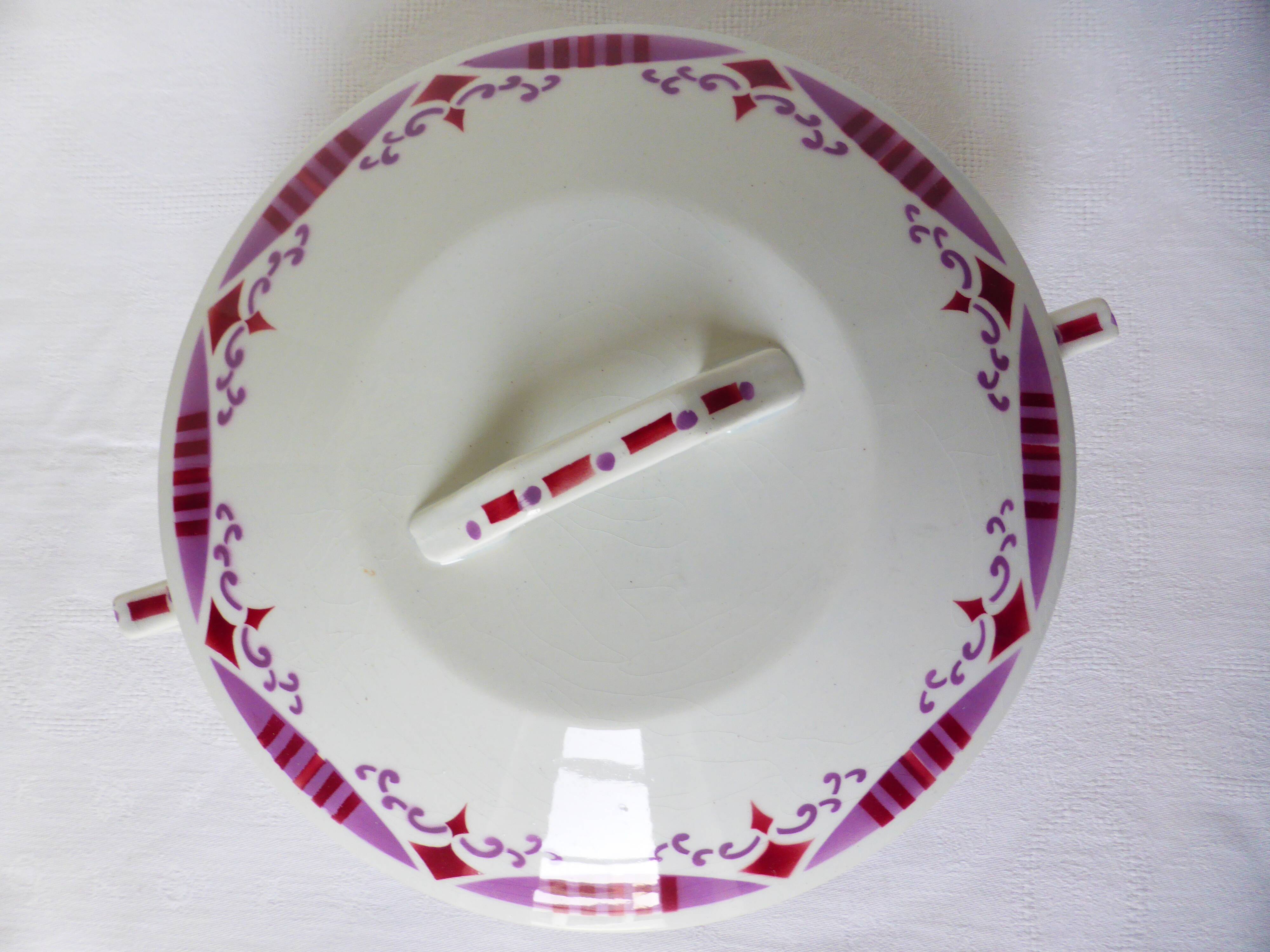 Soup tureen from Moulin des Loups and Hamage, Madeleine model 210785