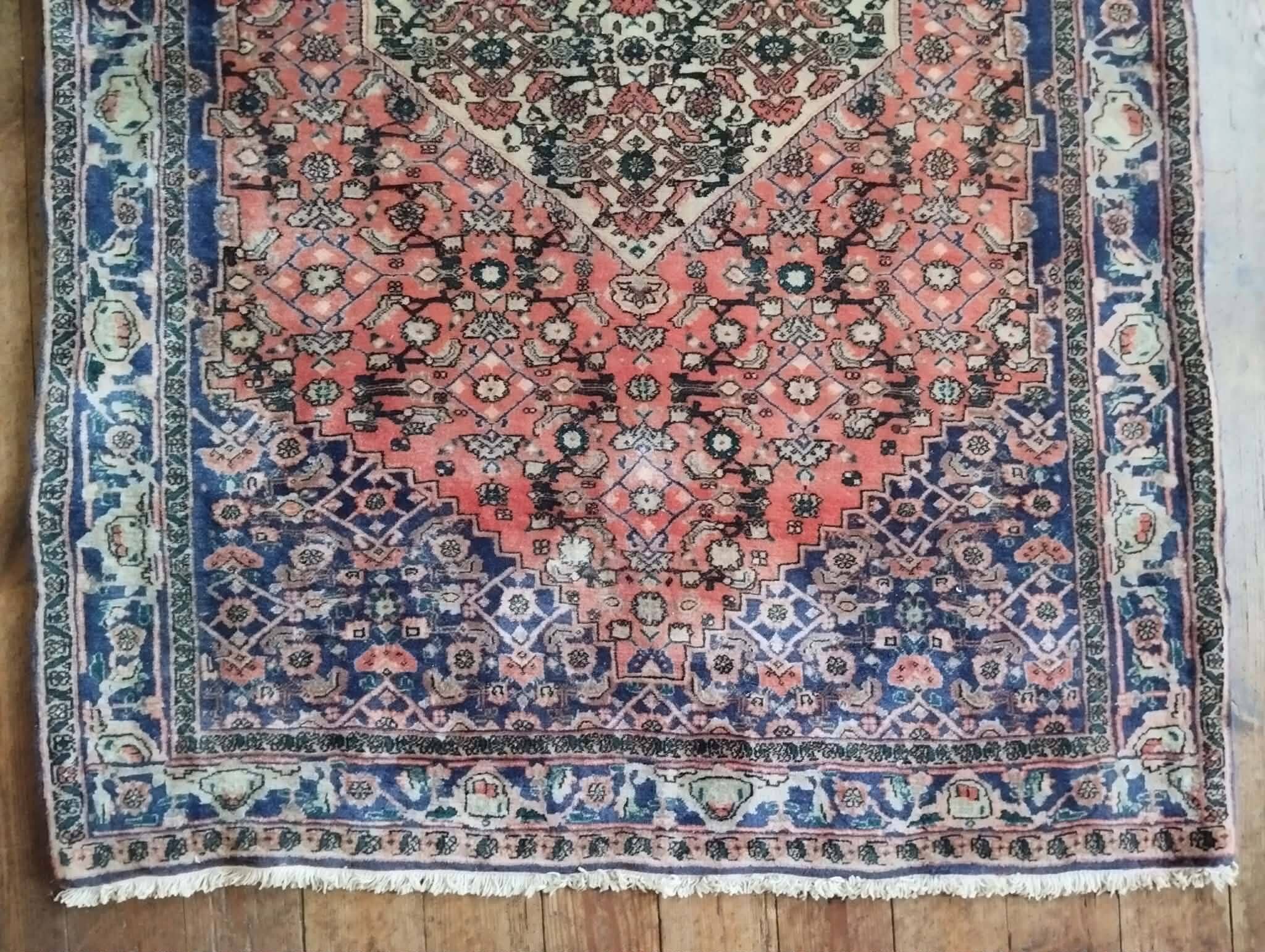 Tapis Persan moussel fait main 152x112cm
