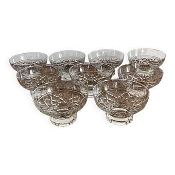 Champagne coupes
