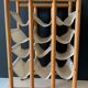 Range bouteilles bois et tissu