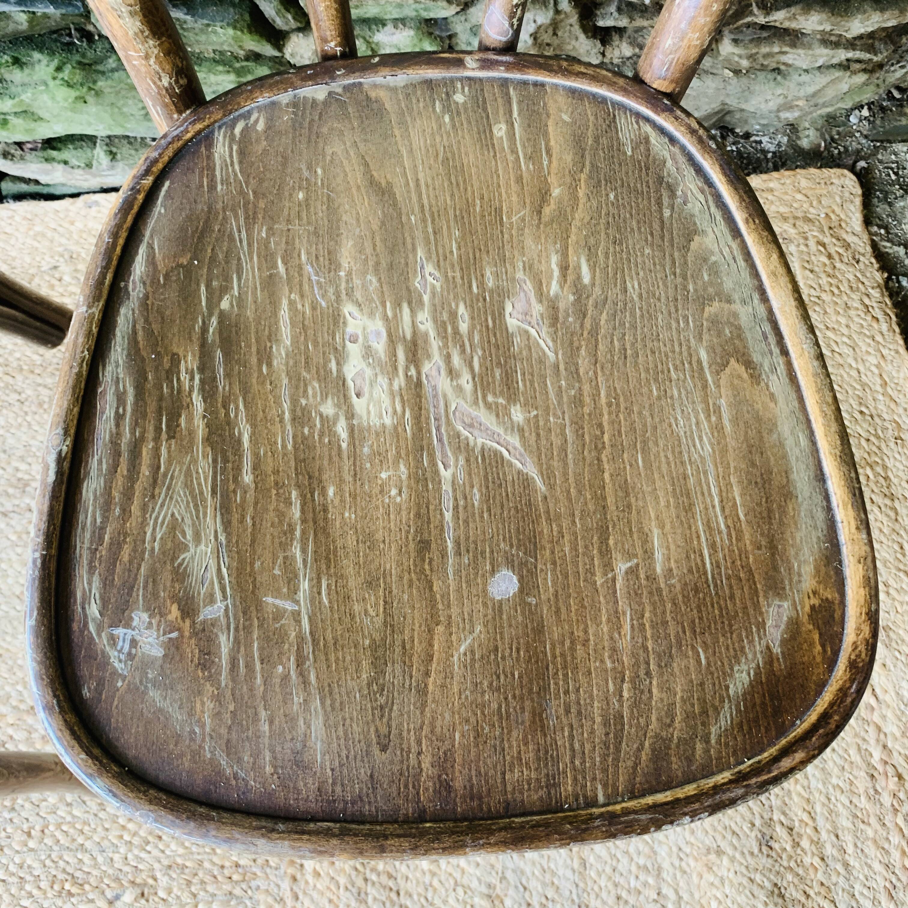 Ensemble de 4 chaises bistrot