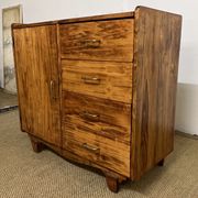 Small storage cabinet / chest of drawers