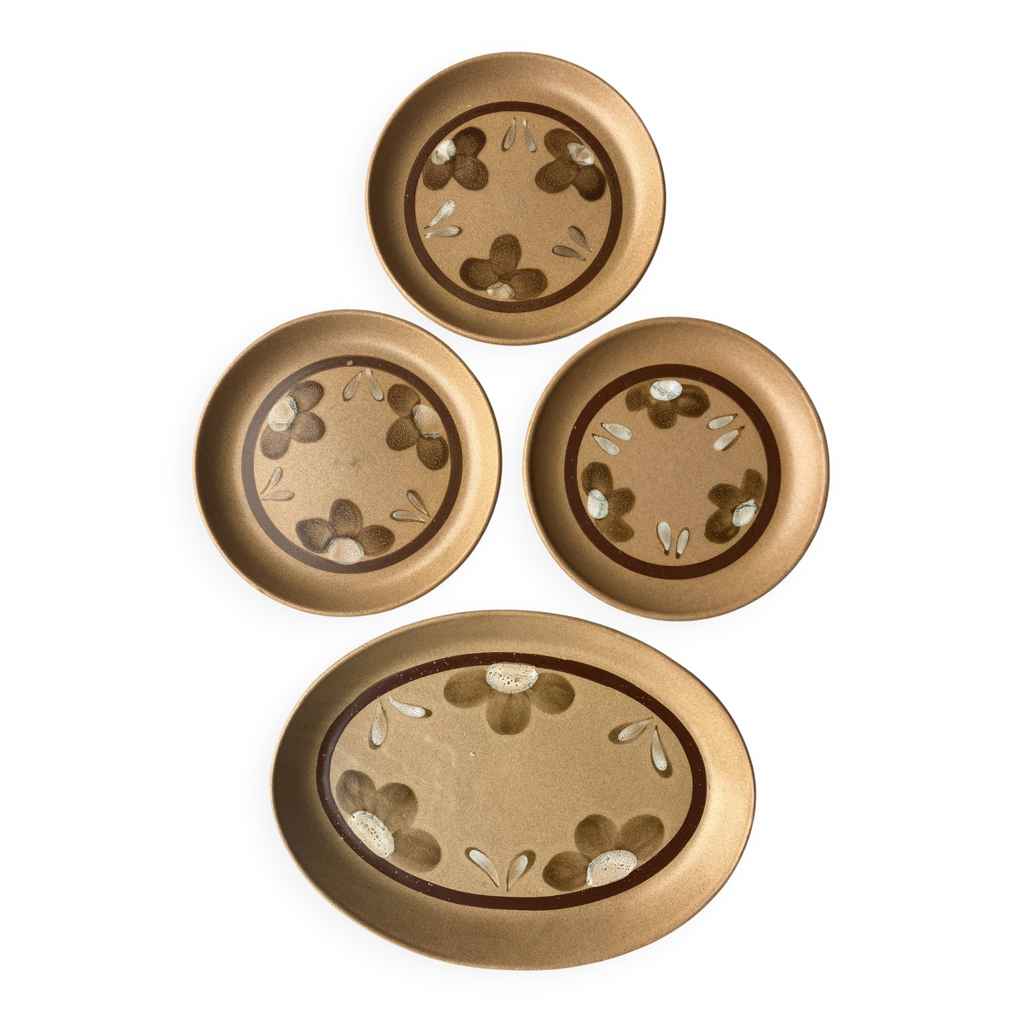 Flat plates and oval dish Sarreguemines 1970s Chamonix