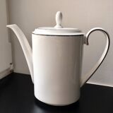 Wedgwood x Vera Wang Bone China Teapot and Coffee Pot