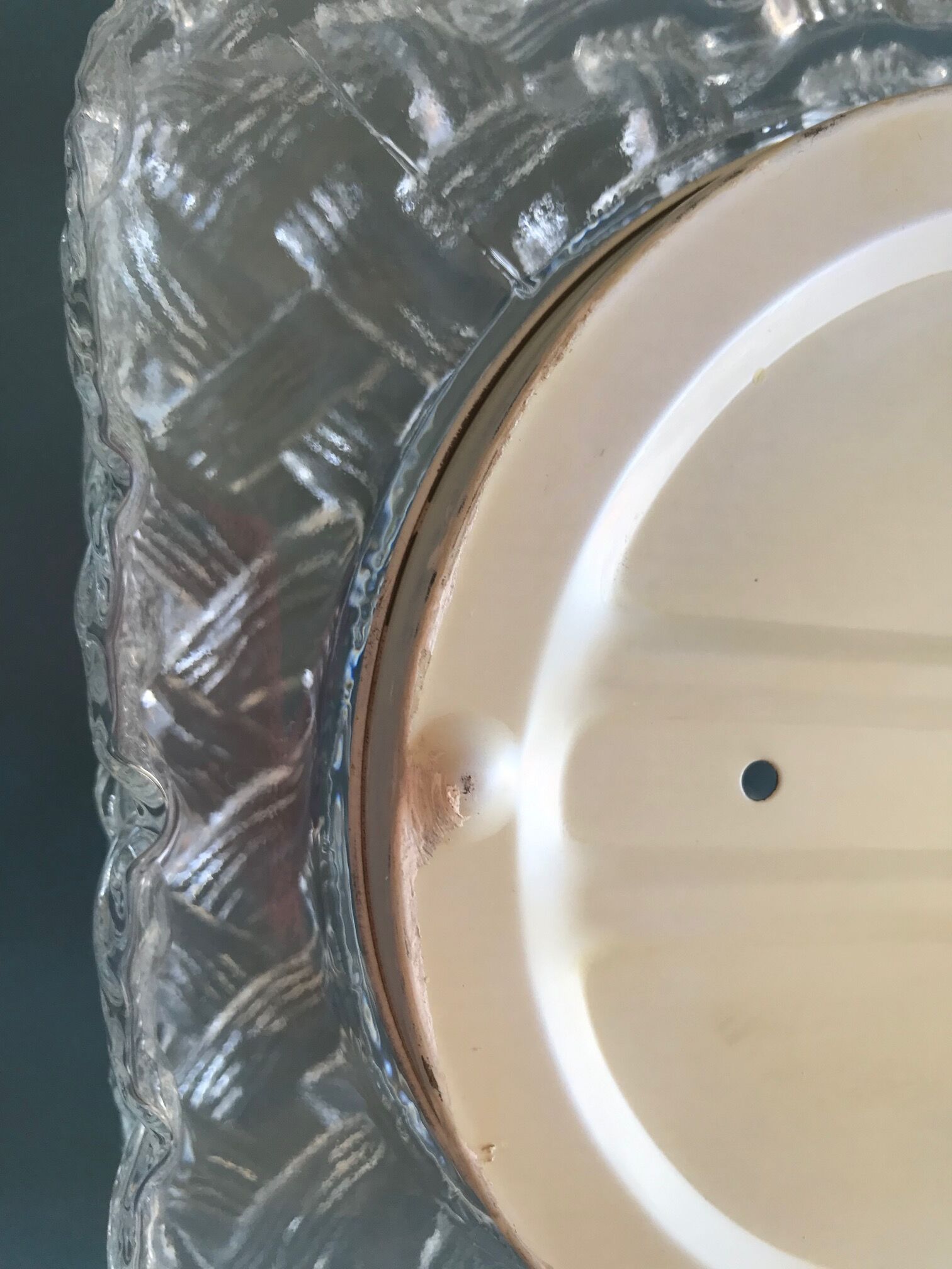 Square ceiling lamp in molded glass