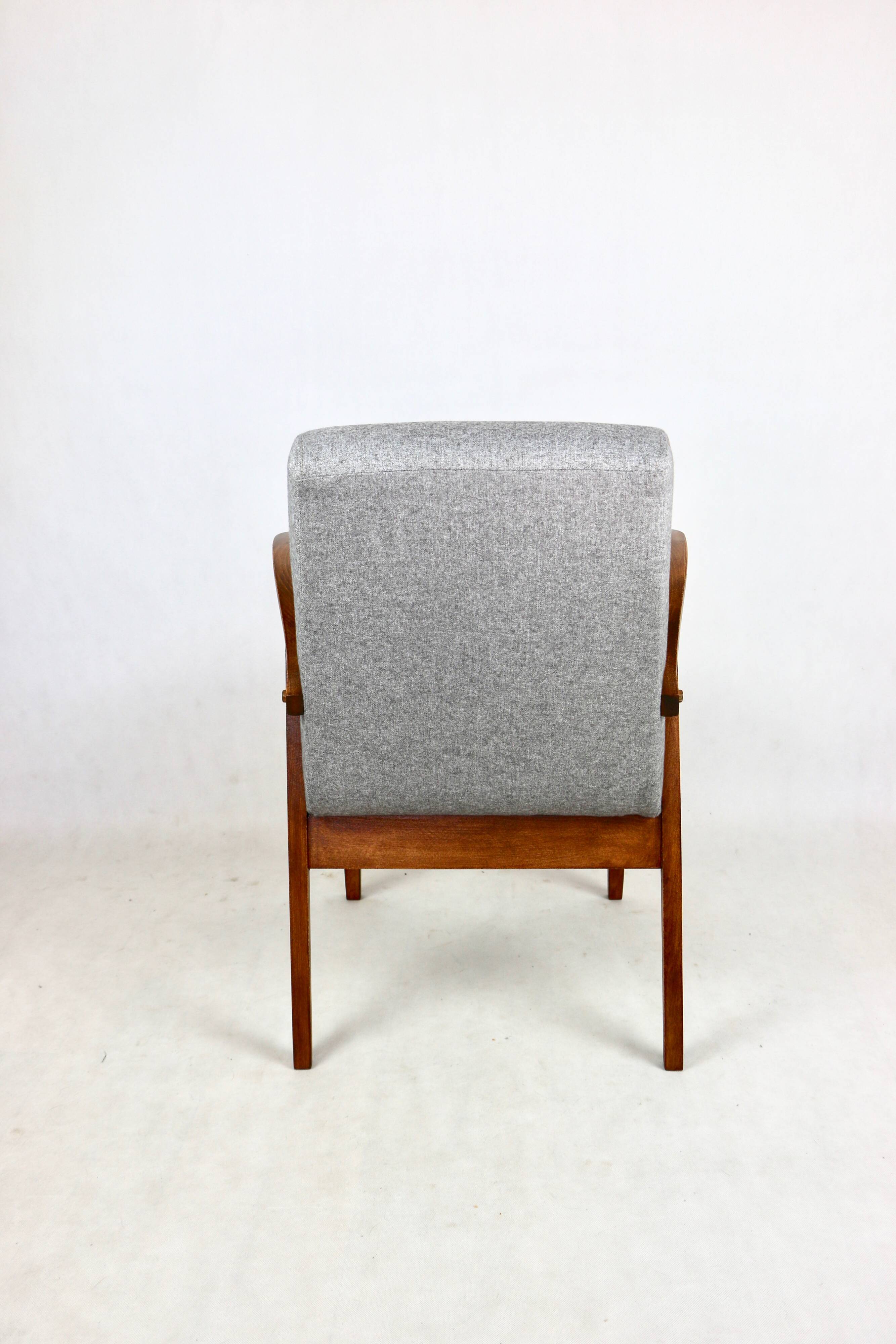 Set of  vintage armchairs chairs 300-123, design by M. Puchała - grey herringbone