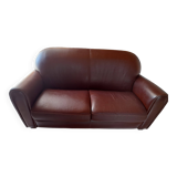 Burgundy leather sofa in excellent condition