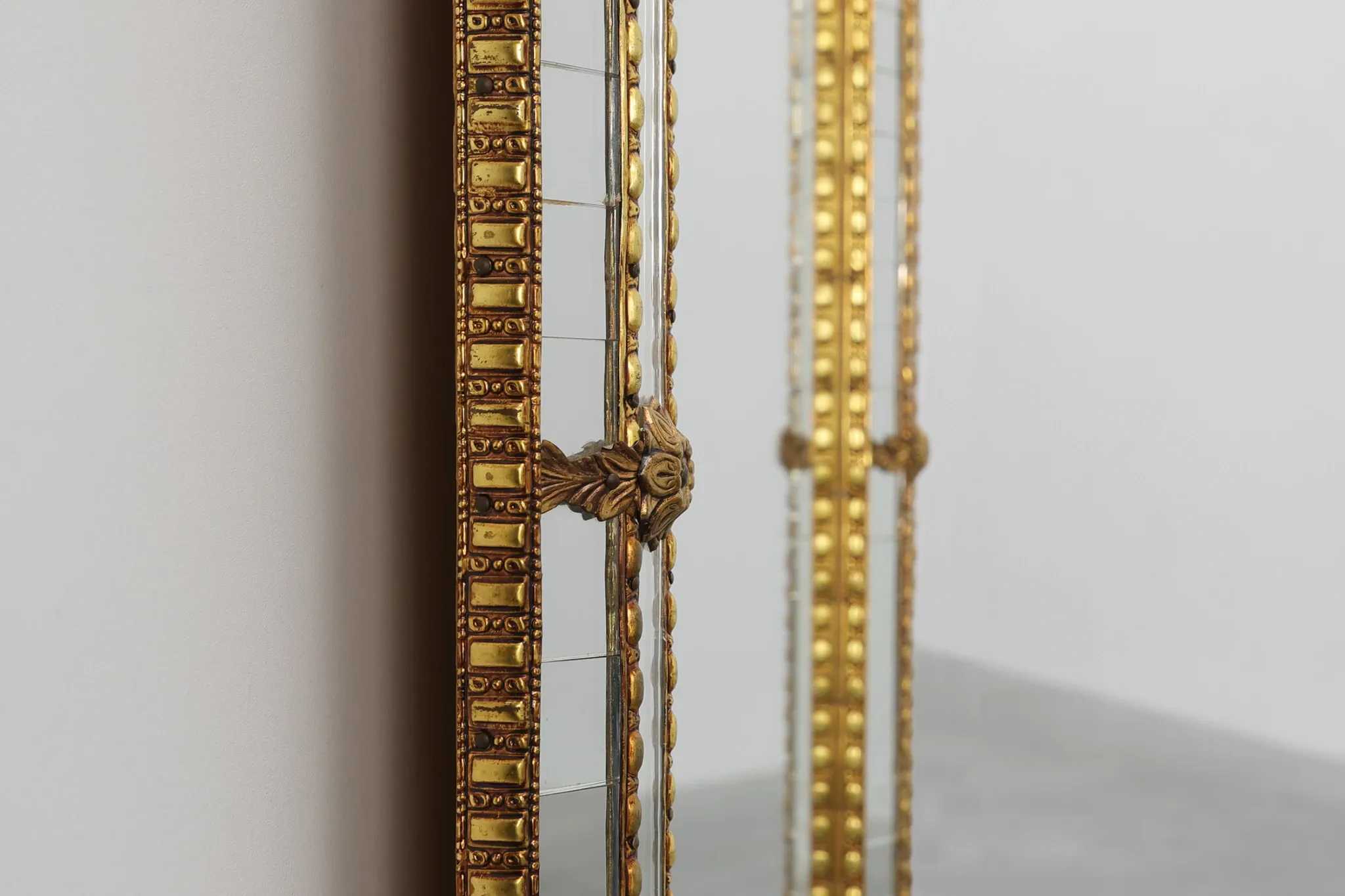Venetian Style Arched Mirror with Gilt Beaded and Glass Frame, Italy, 20th