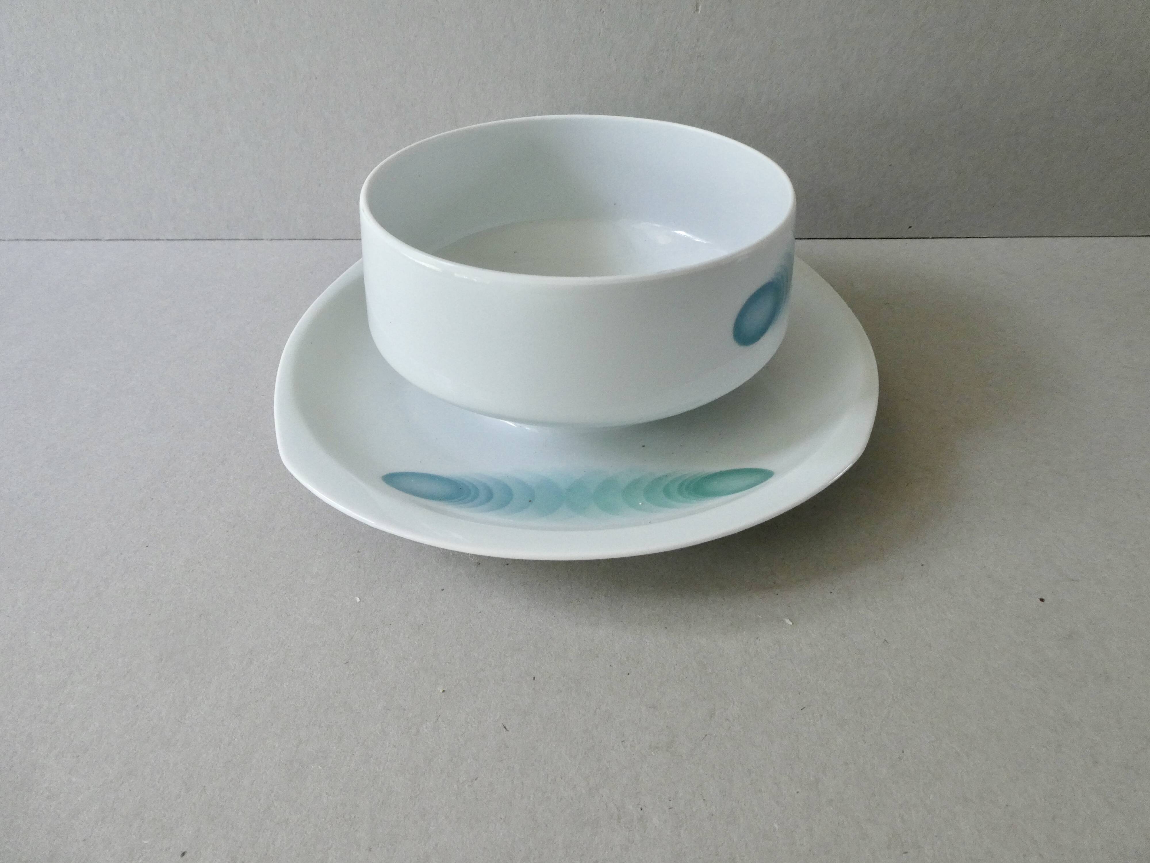 Limoges porcelain gravy boat, L Bernardaud, Oberon, 1970s