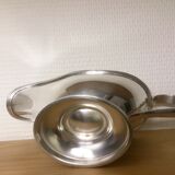 Gravy boat