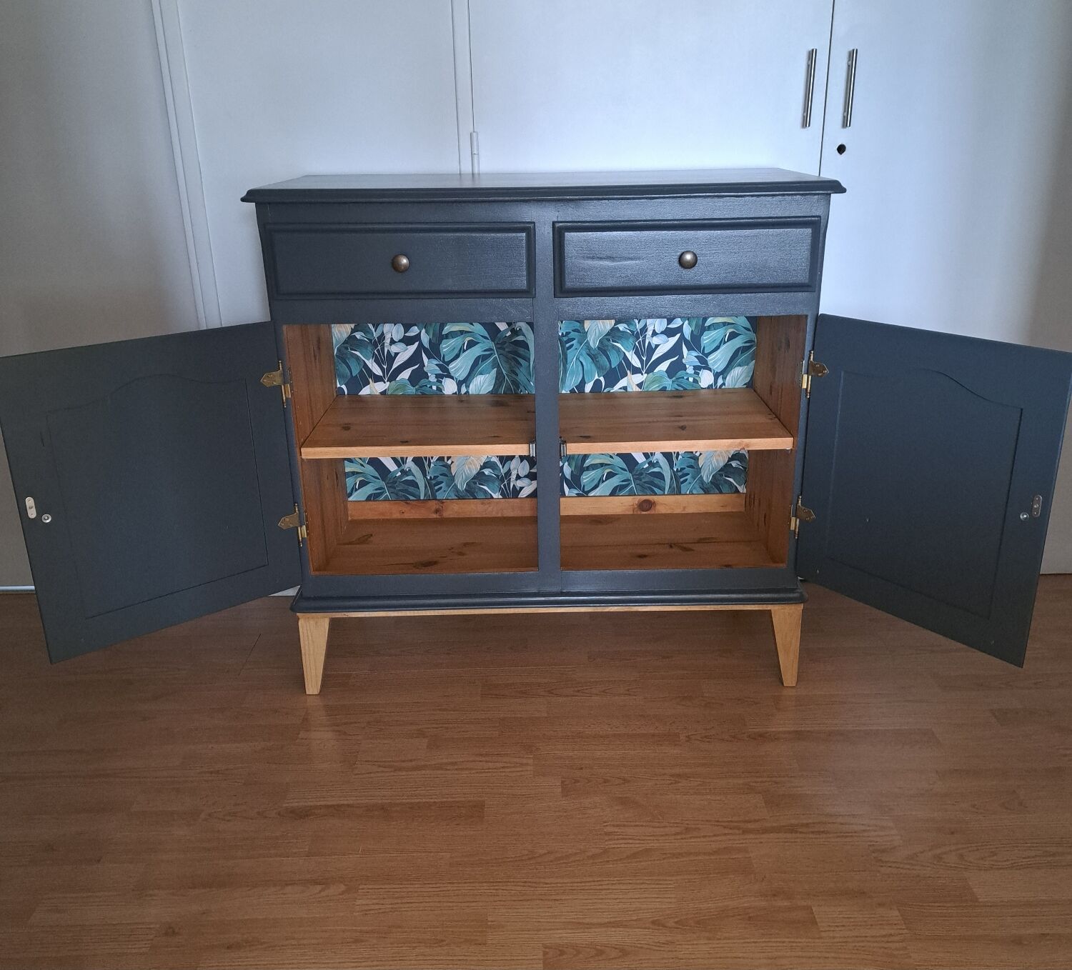 Low sideboard