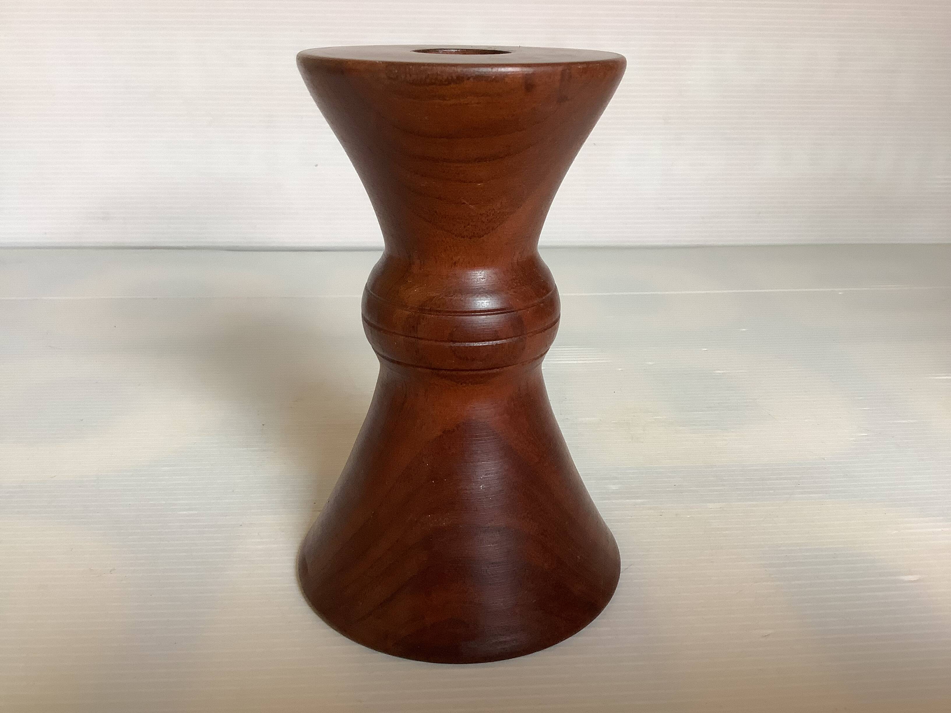 Wooden diabolo candle holder