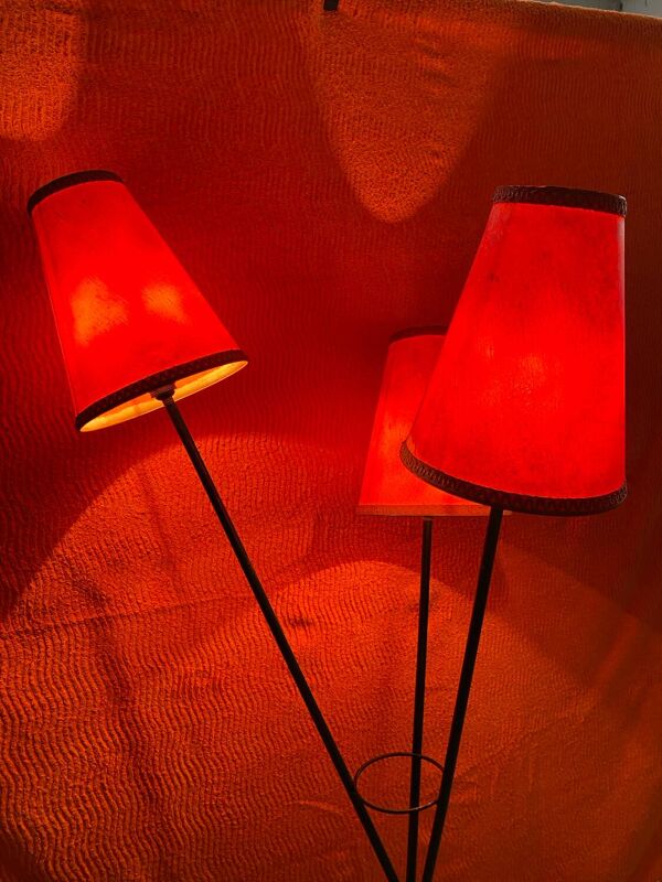 Lampadaire vintage 1950-1960 metal noir avec pietement tripode a 3 tetes d’