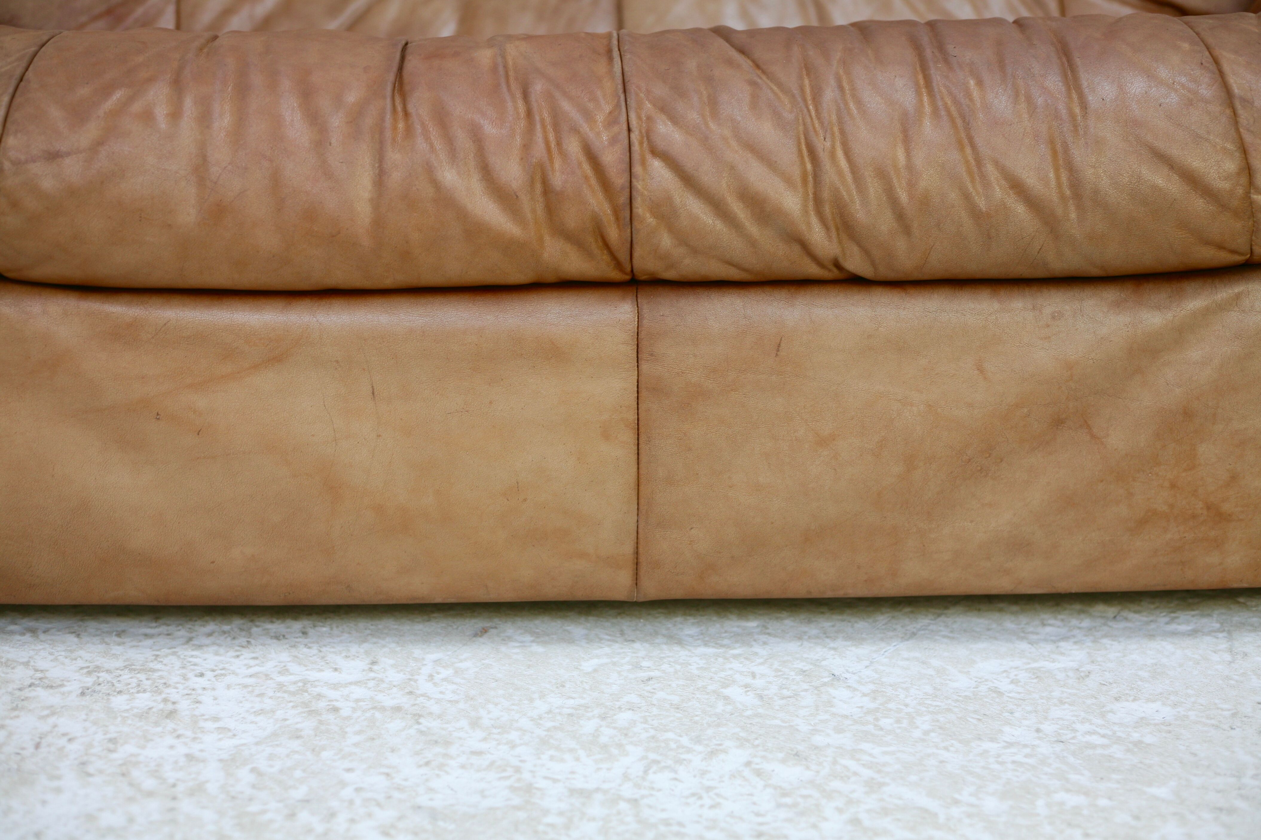 Sofa by Michel Ducaroy, leather, 1978. Model Dianthus. Edited by Ligne Roset.