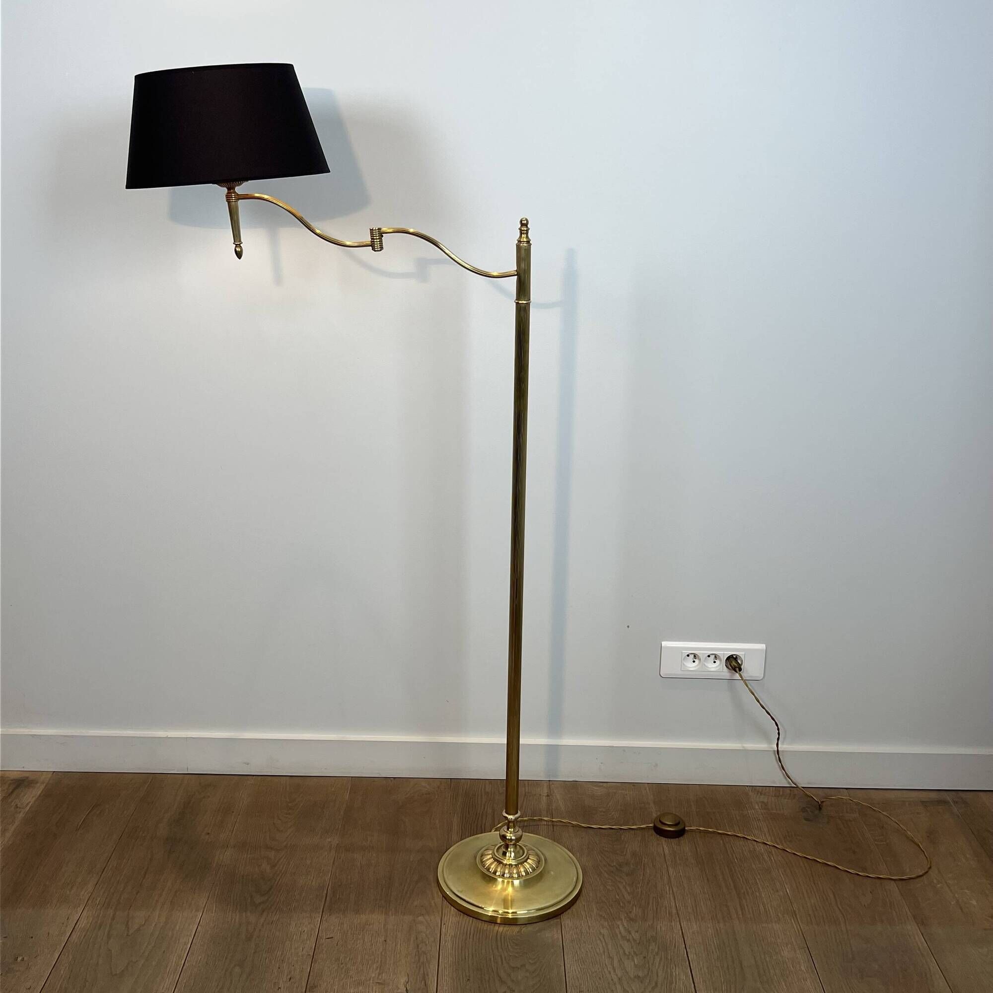 Reading Floor Lamp with Adjustable Arm in Gold Brass. French Work. Vers