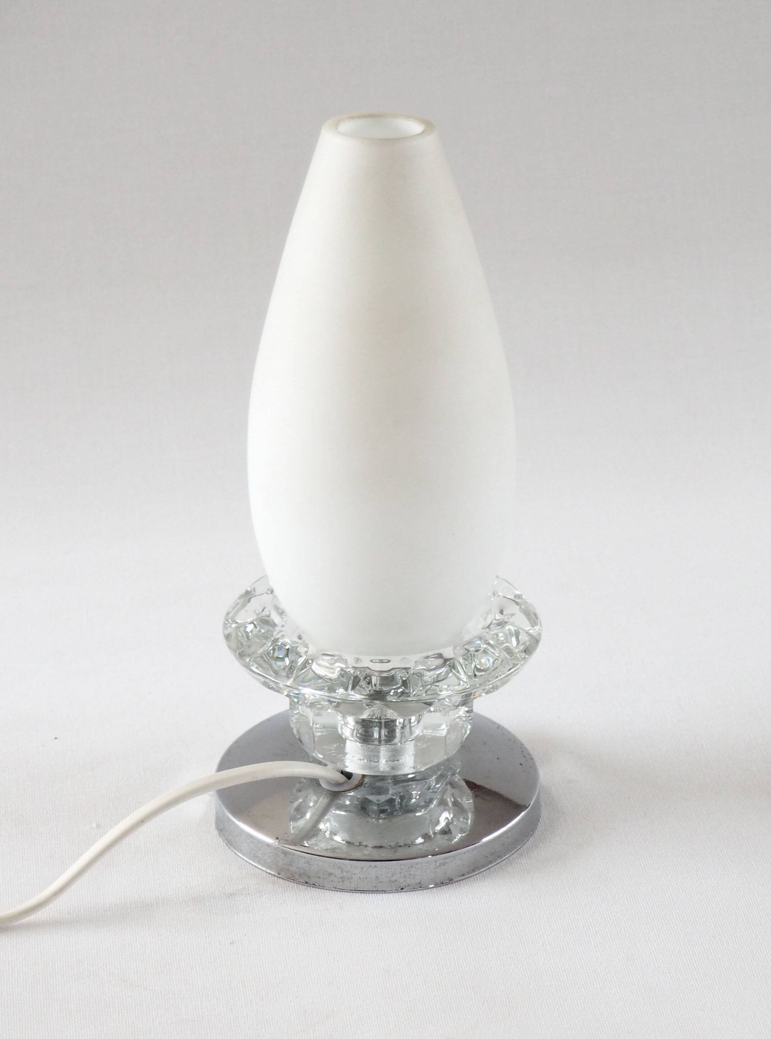 Lampe flute satinée ancienne