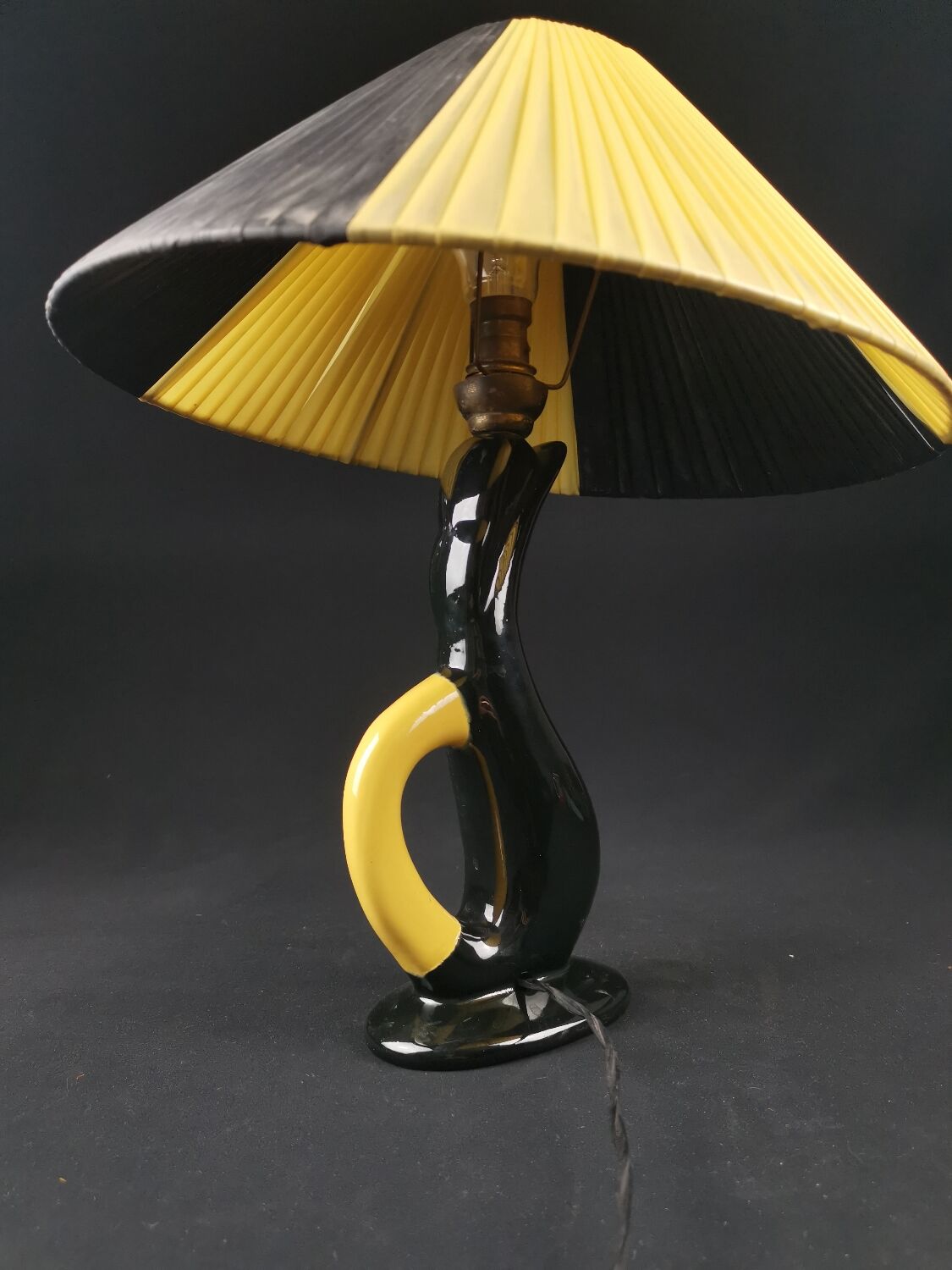 Bedside lamp vintage ceramic black and yellow