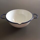 Enamelled metal white salad