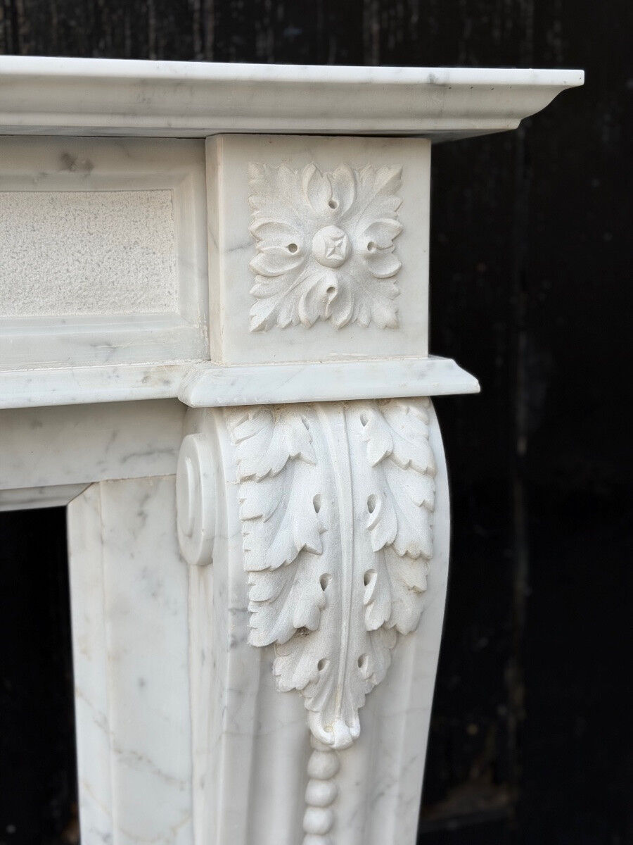 Louis XV style fireplace in Carrara marble, circa 1980.