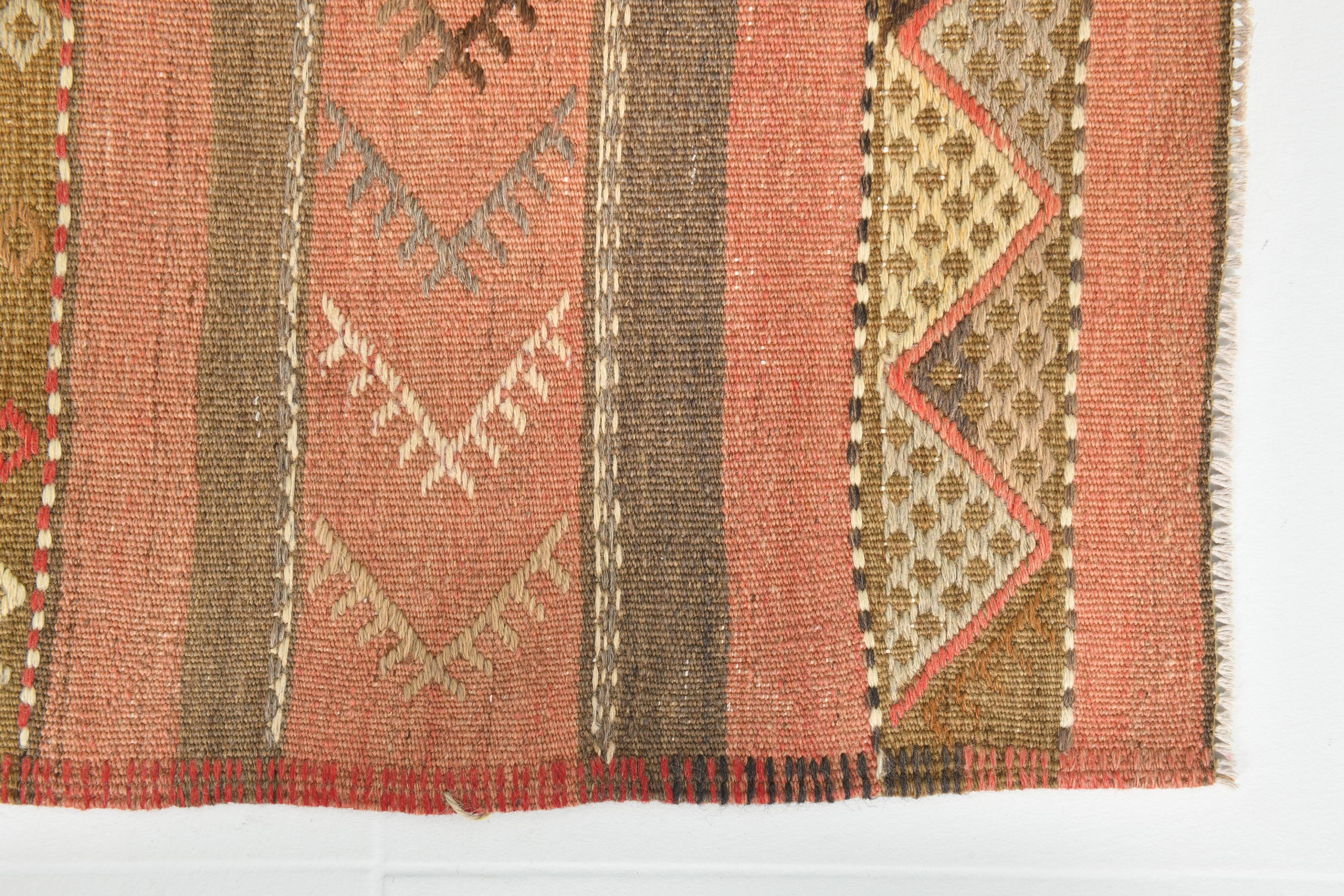 4x7 Red & Brown Vintage Kilim Rug, 123x205Cm