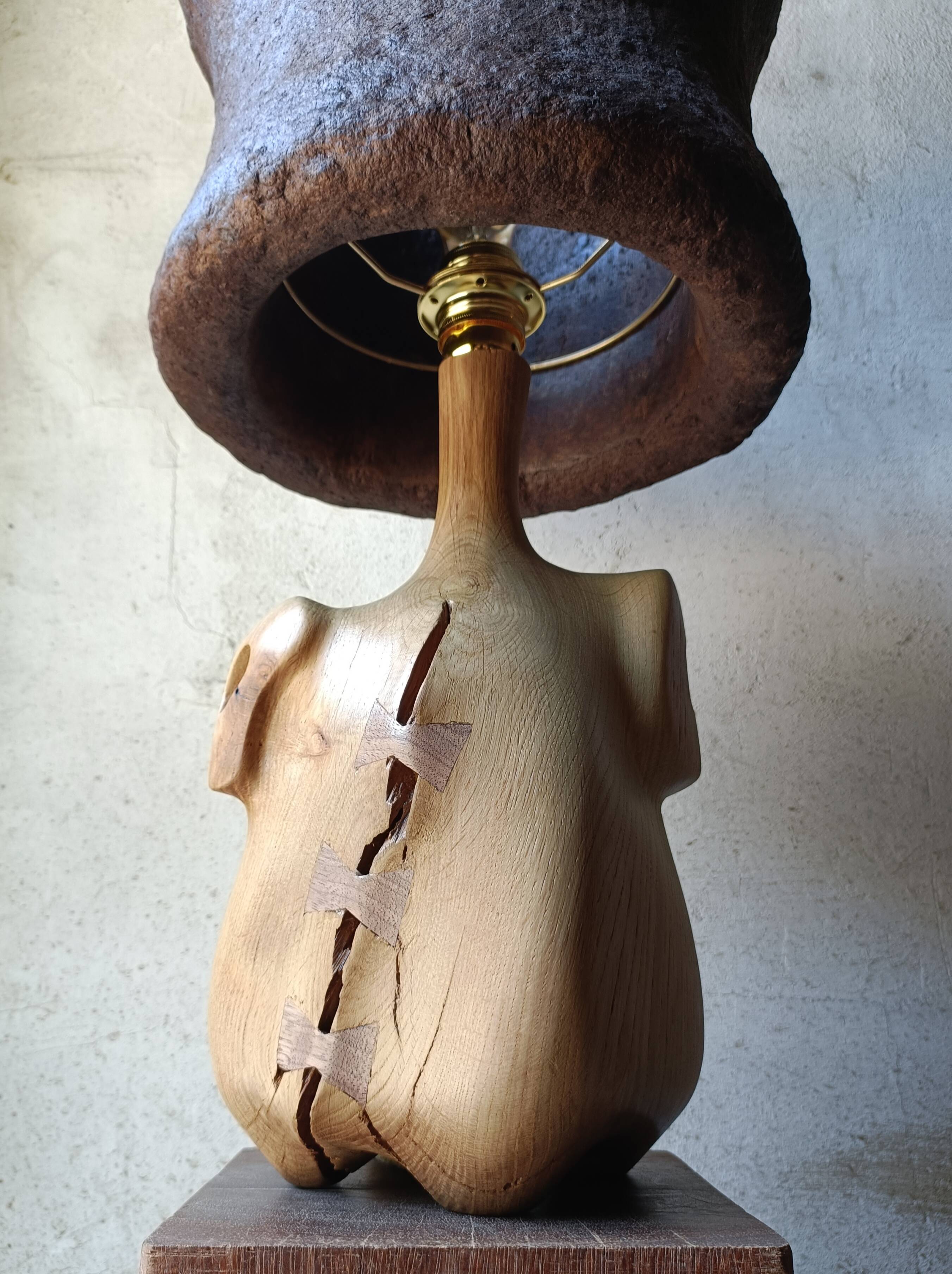 Lampe de créateur en chêne massif