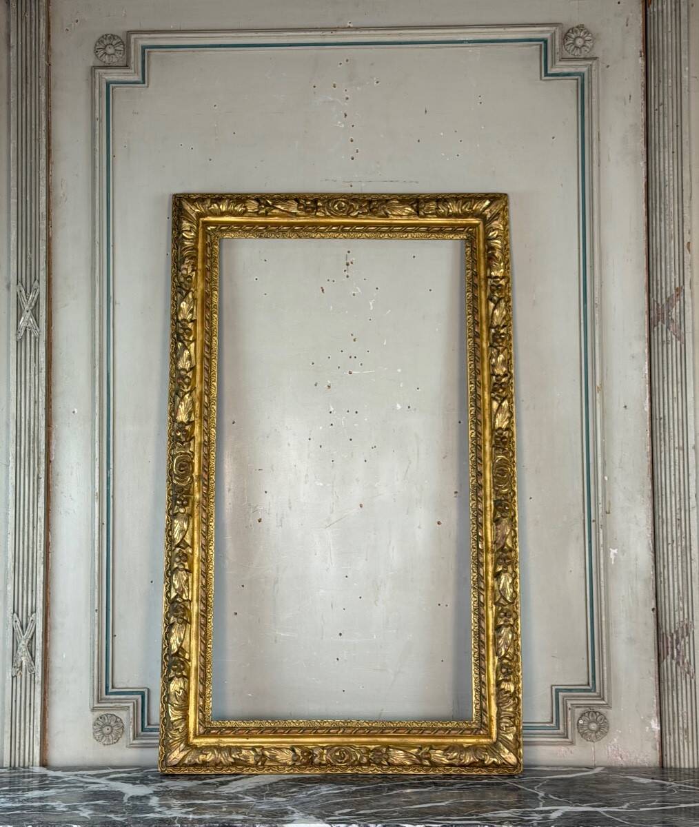 Carved and gilded wooden frame, France, 18th century