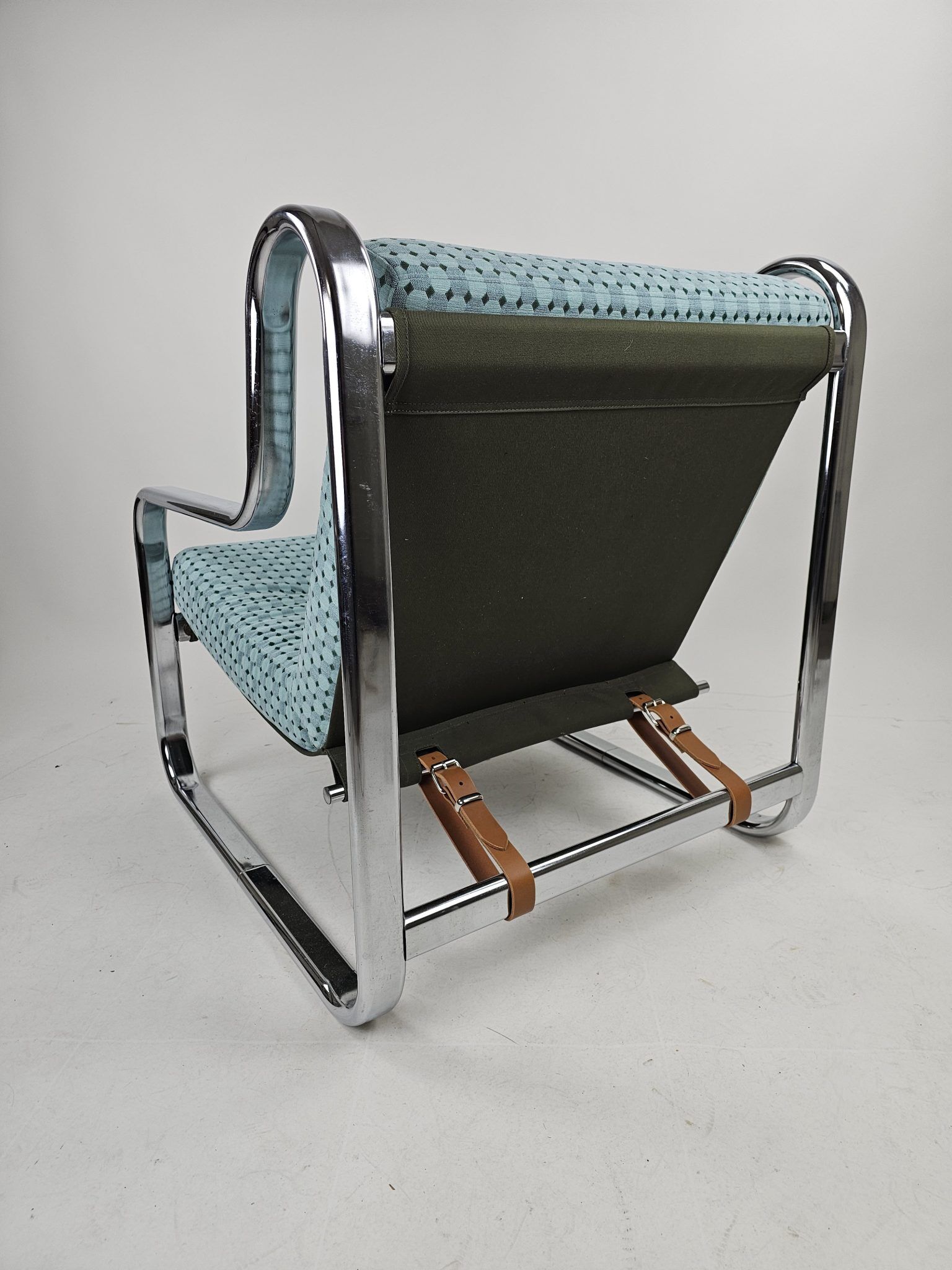 Set of 2 Italian chairs in chrome frame and completely reupholstered