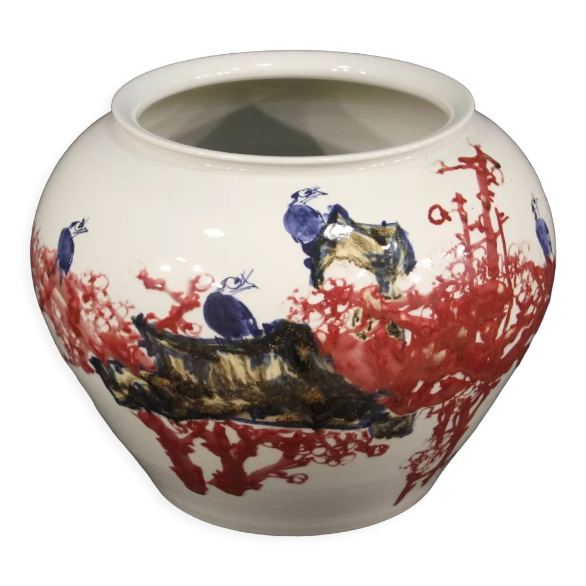 Chinese vase in painted ceramic with flowers and animals