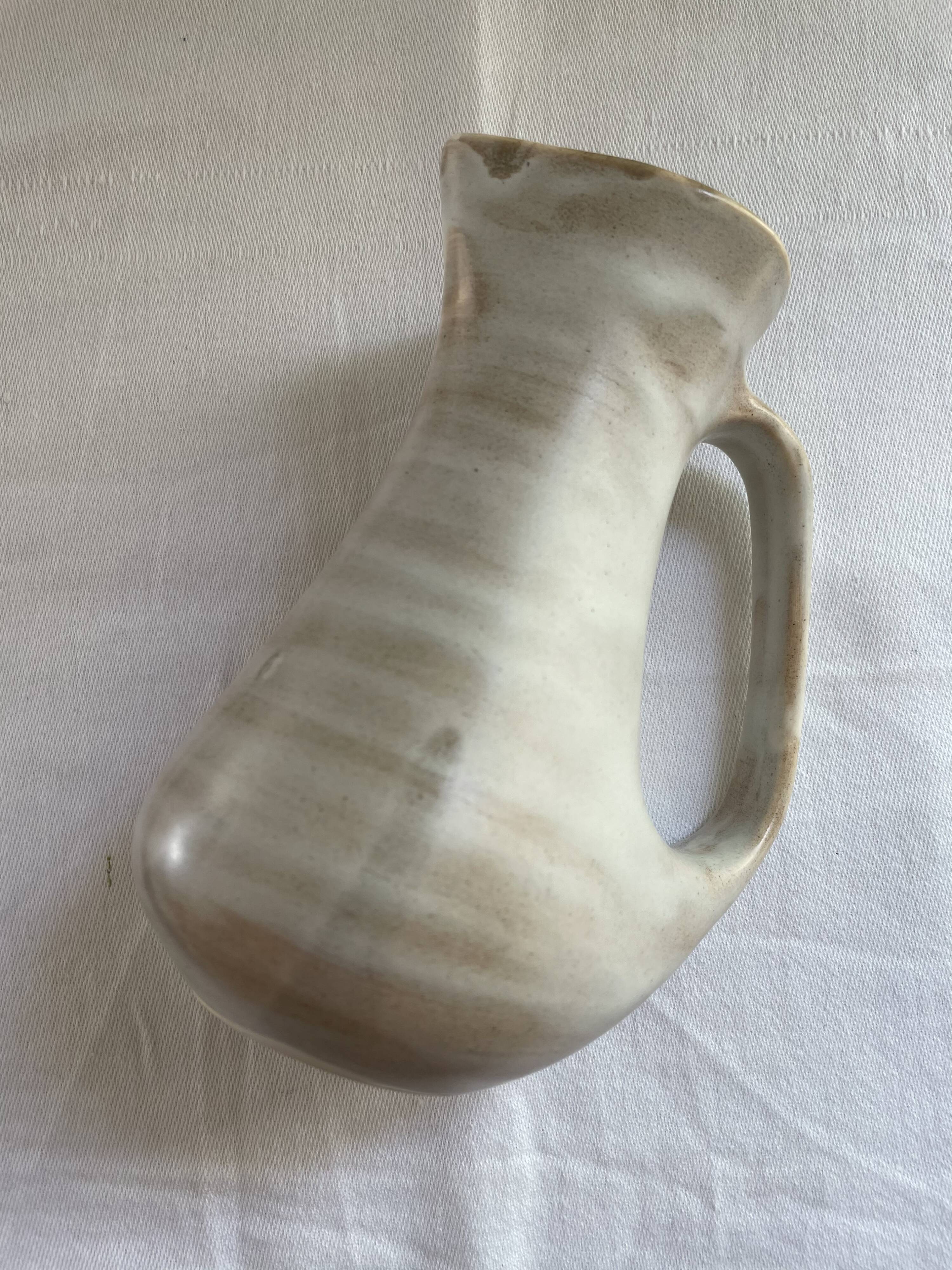 Niderviler skate pitcher
