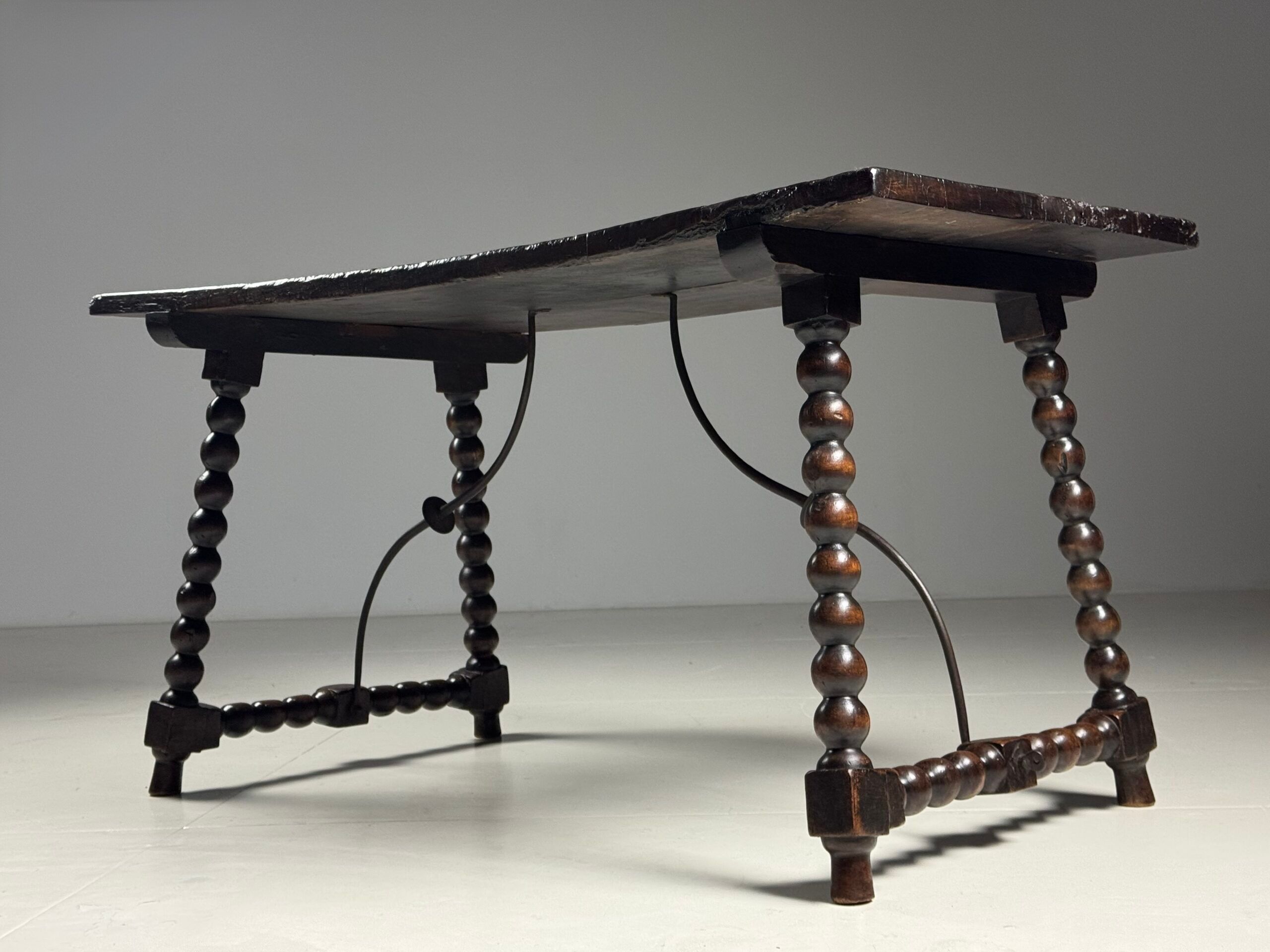 Spanish table 18th century bobbin