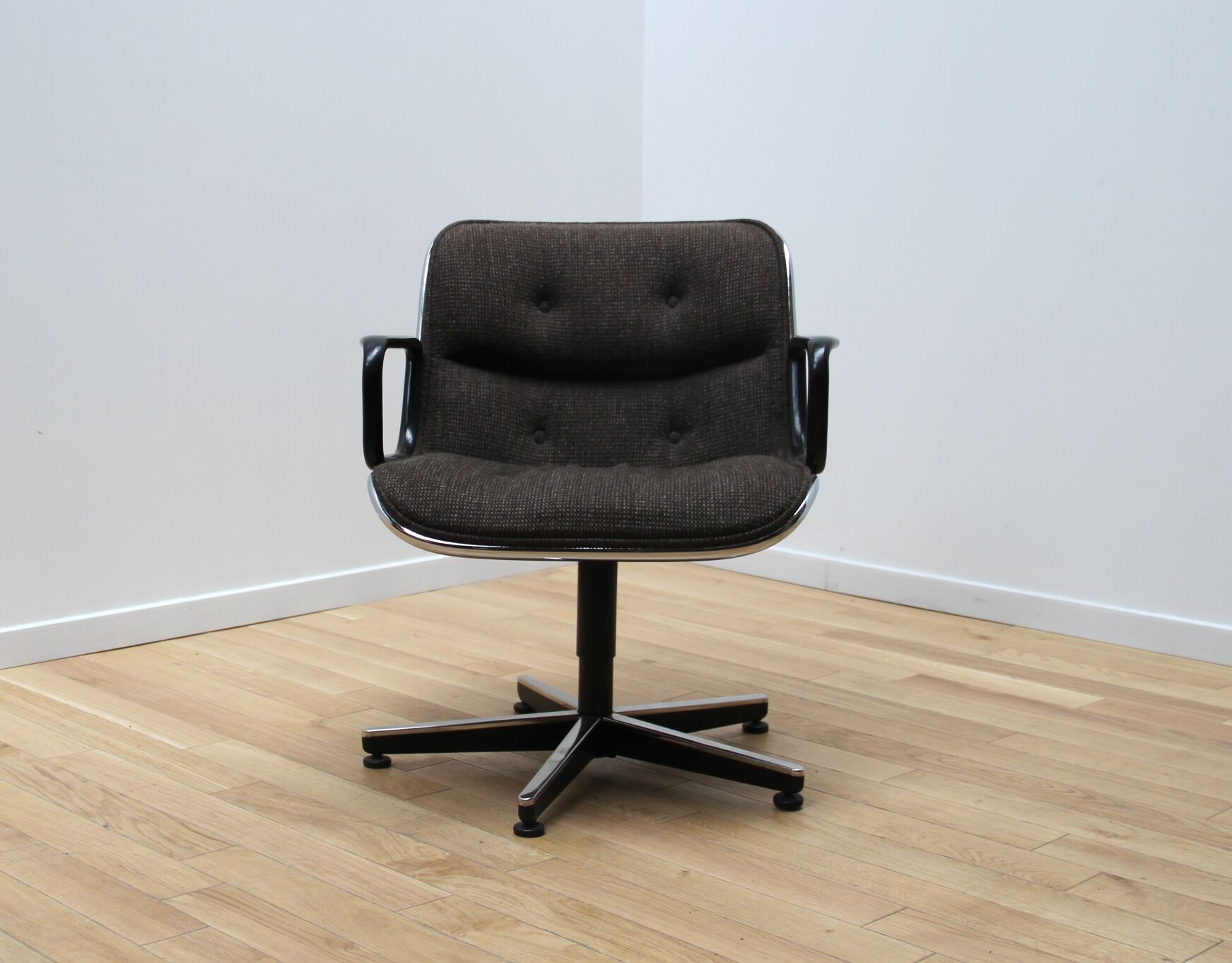 Charles pollock office chair