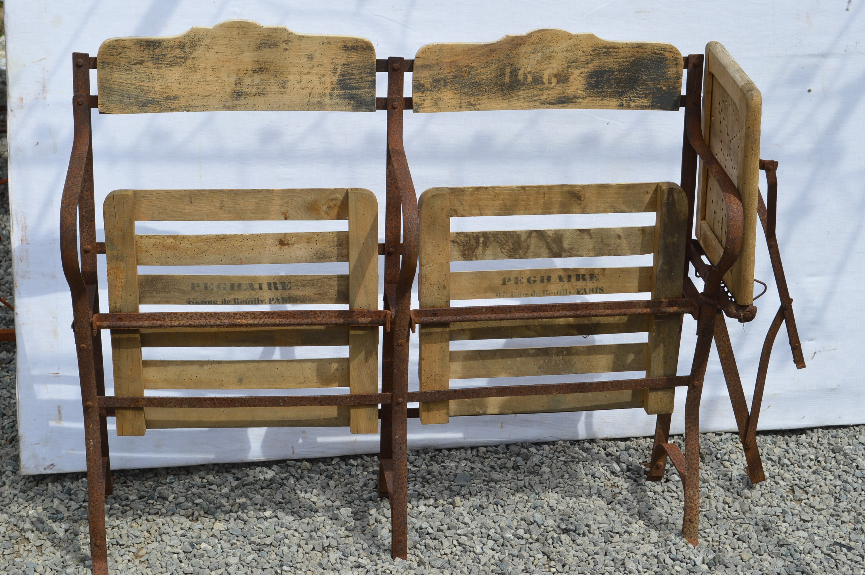 Fauteuils de cinéma avec strapontin en fer et bois