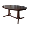 Scandinavian extendable table