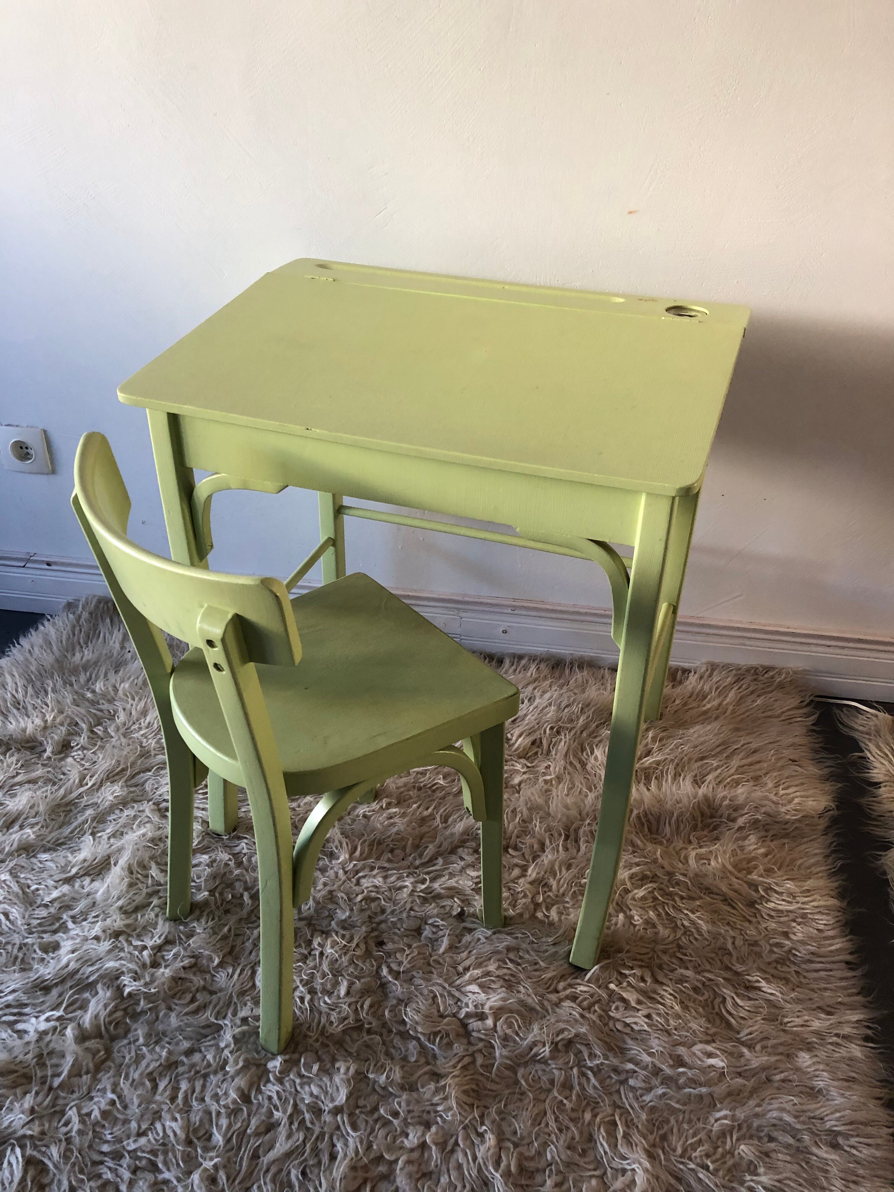 Bureau vintage et sa chaise assortie