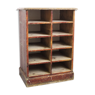 Meuble à casiers