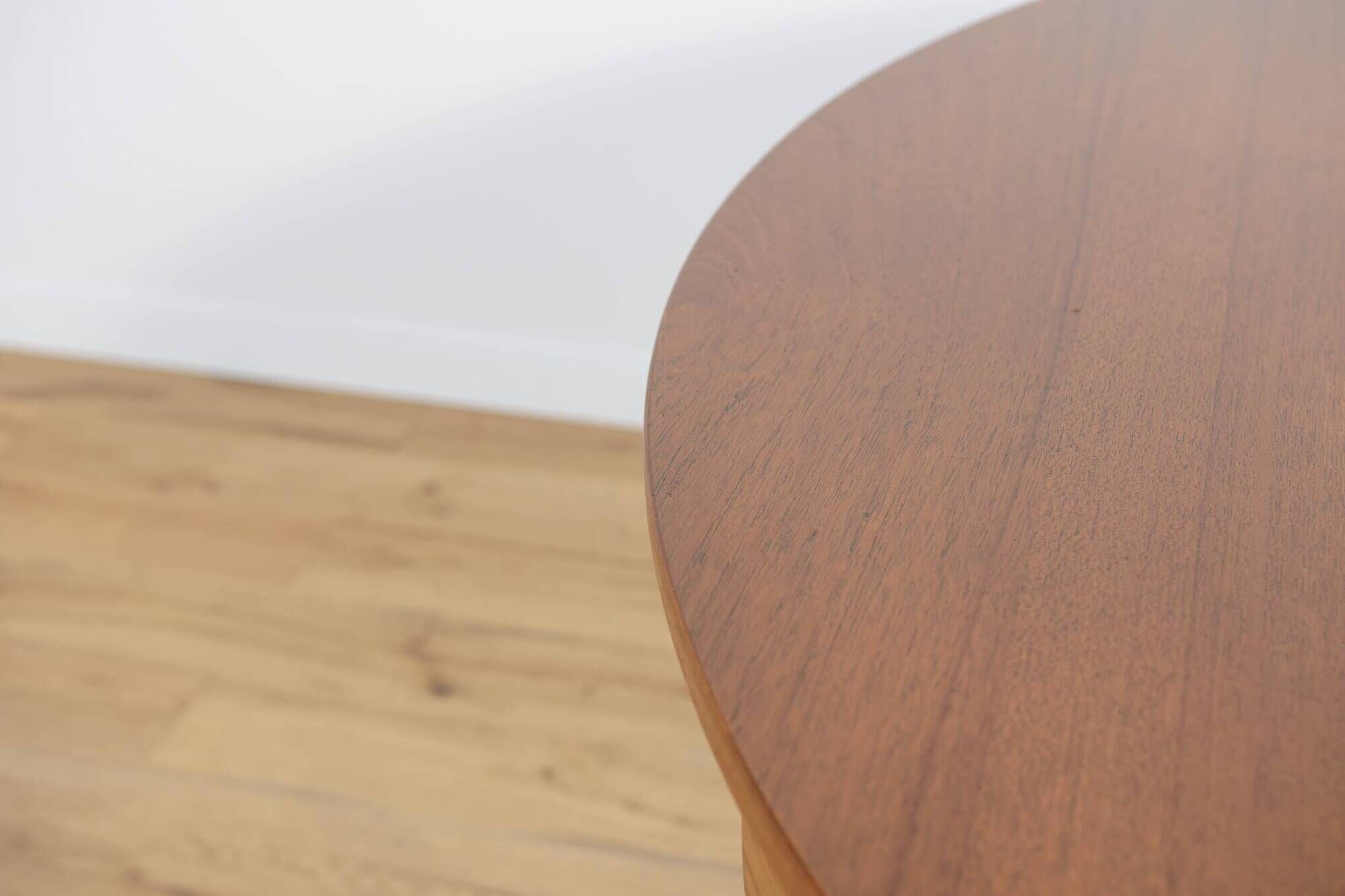 Mid-Century Round Extendable Dining Table and Chairs from McIntosh, 1960s, Set of 5