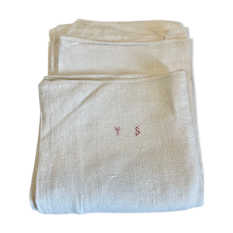 Antique sheet in embroidered hemp linen