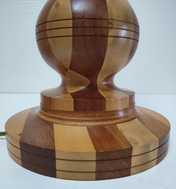 Lampe en bois tourné et incrustation de bois vintage