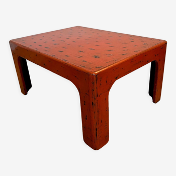 Lacquered coffee table from japan