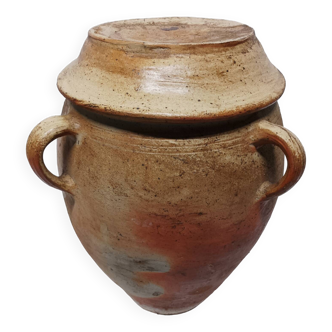 Terracotta jar with lid