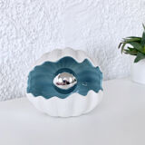 Ceramic shell lamp
