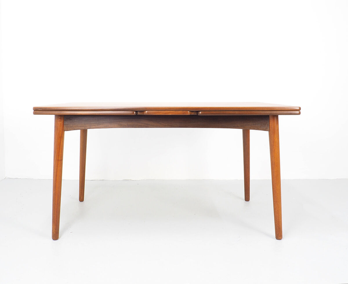 Table extensible en bois de rose de conception danoise, 1960