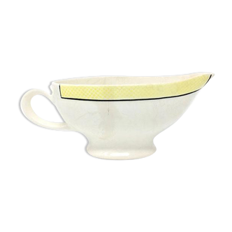 Yellow white ceramic saucier