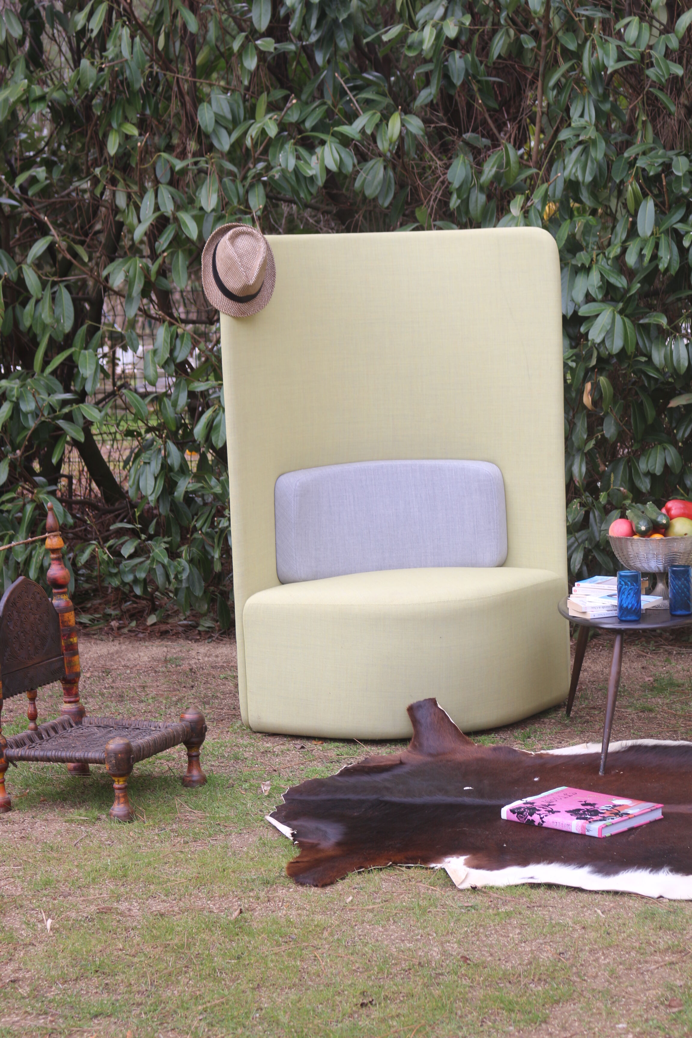 Pair of armchairs back high Shuffle design