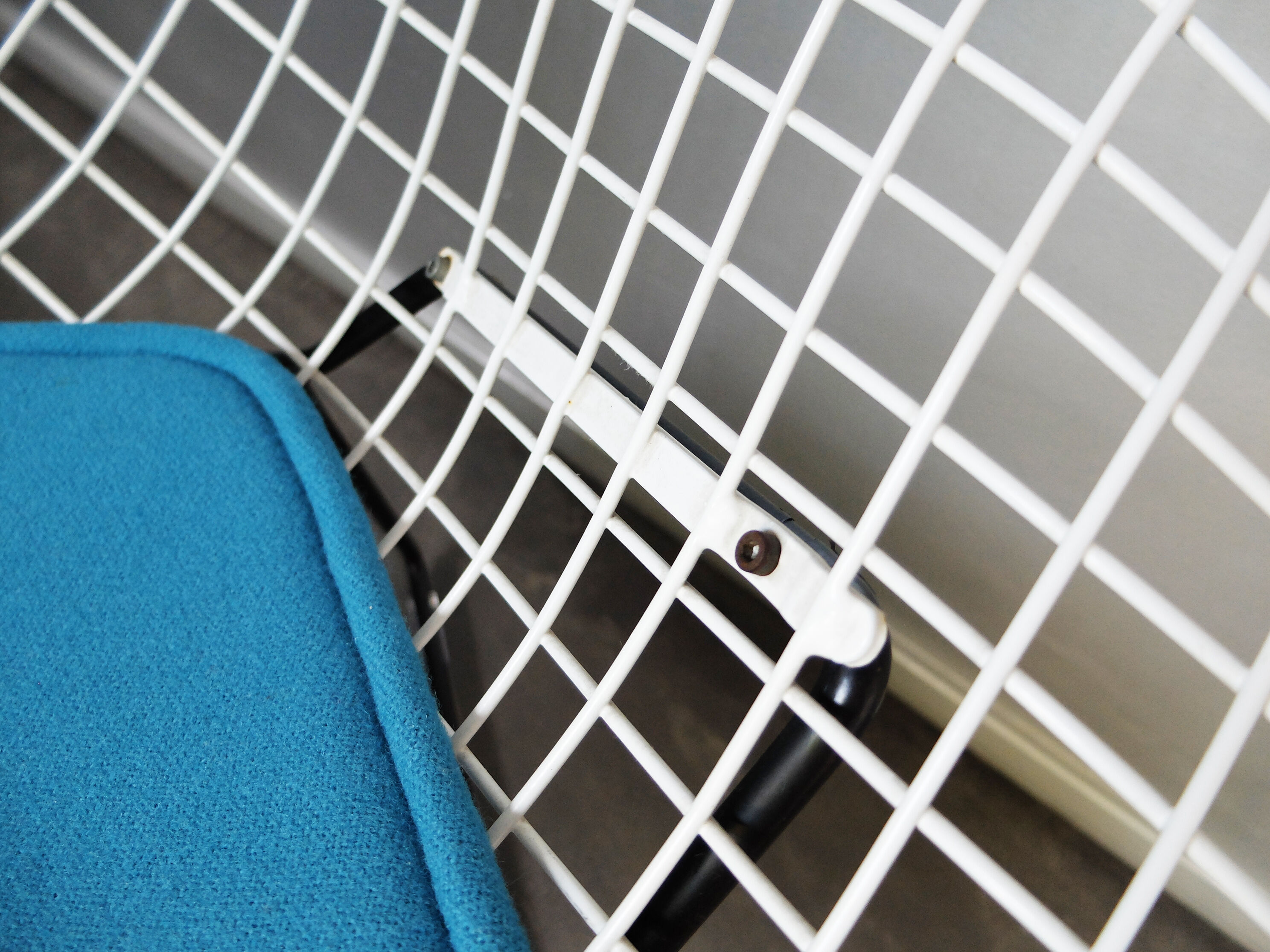 Fauteuil Diamond chair 421 par Harry Bertoia pour Knoll