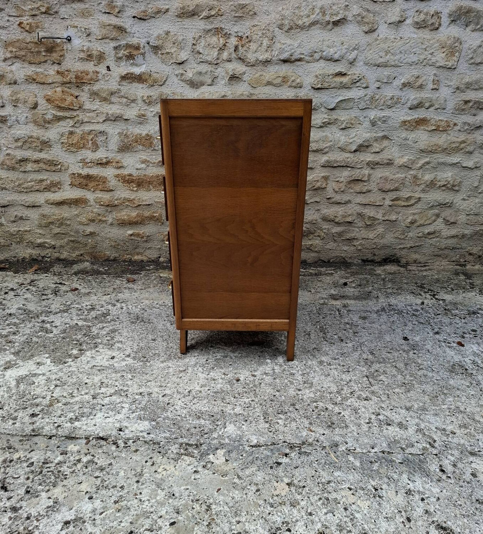 Compass leg chest of drawers