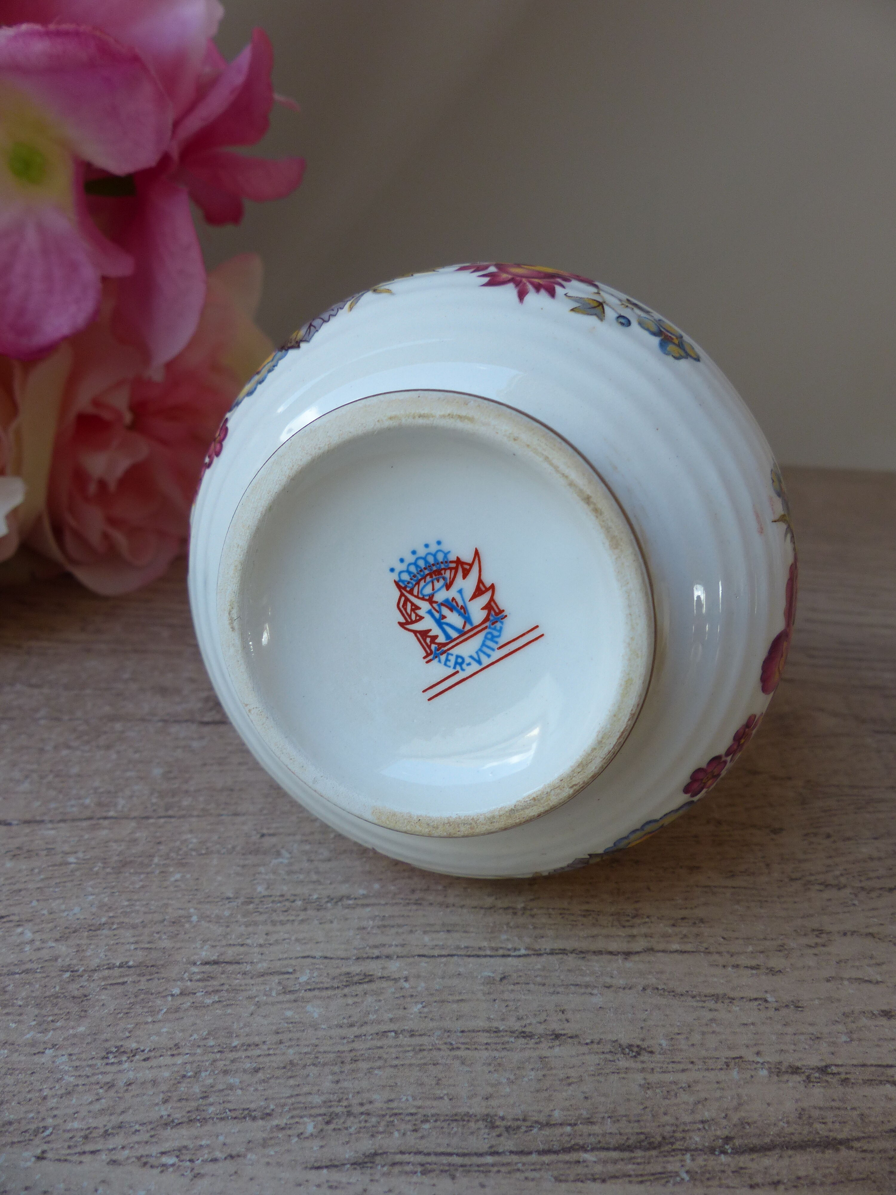 Small ceramic vase ker vitrex vintage floral pattern