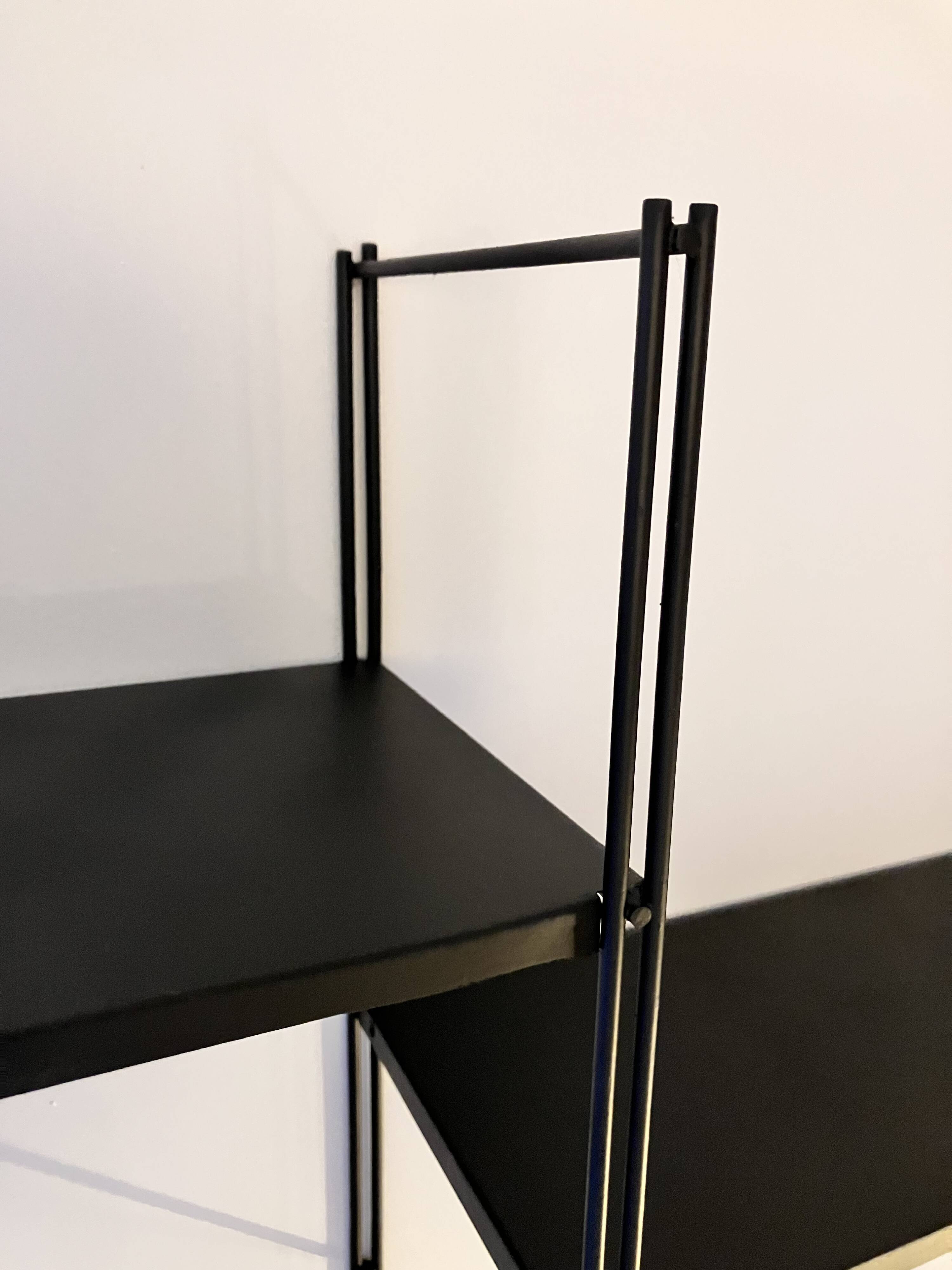 Modular shelves string black metal