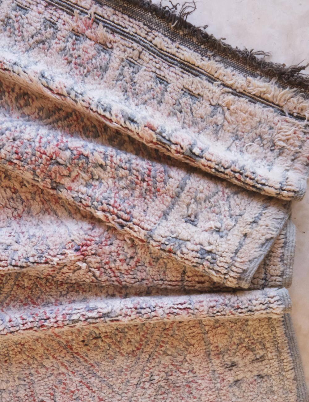 Beni mGuild vintage rug - 345 x 183 cm