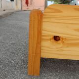 Pine bed